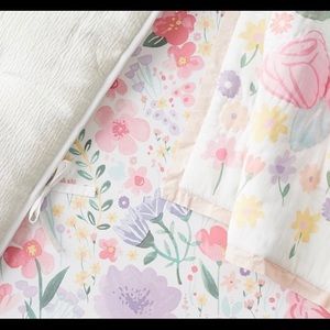 Pottery barn kids flora fitted crib sheet